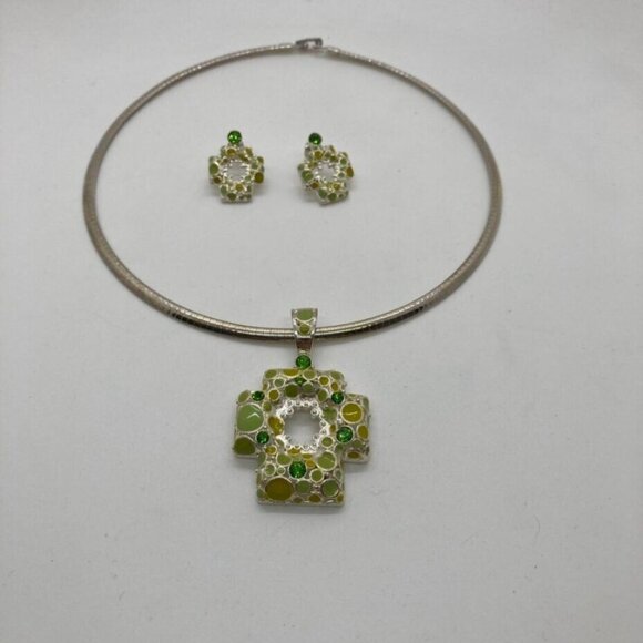 Unbranded Jewelry - Vintage Cross Choker Necklace Pierced Earring Set Green Crystal Silver Tone